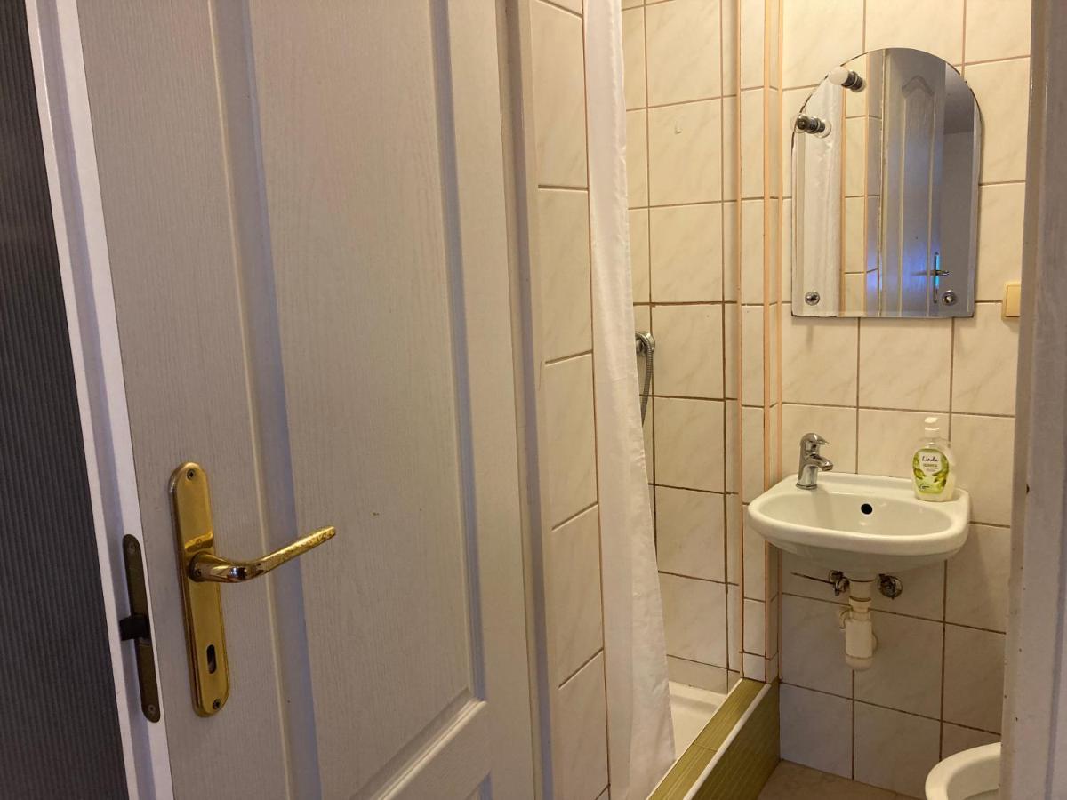 Lesniczowka Pokoje Goscinne Gdynia Exterior foto